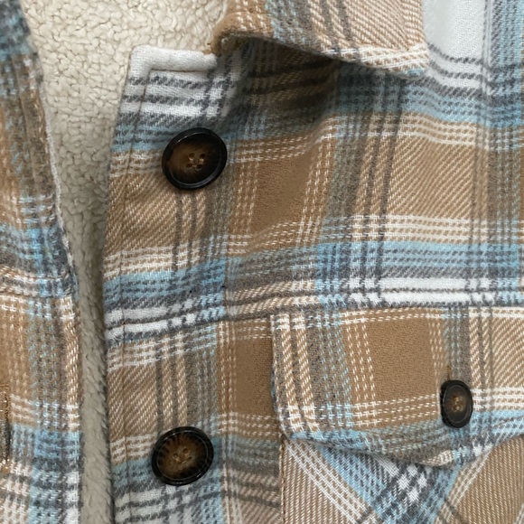 Love Tree plaid Sherpa & flannelShacket sz M - Picture 3 of 4